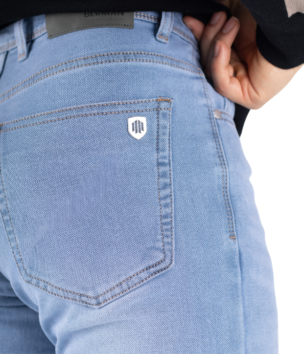 Jeans Casual de Corte Recto con Tiro Medio | BERMAN