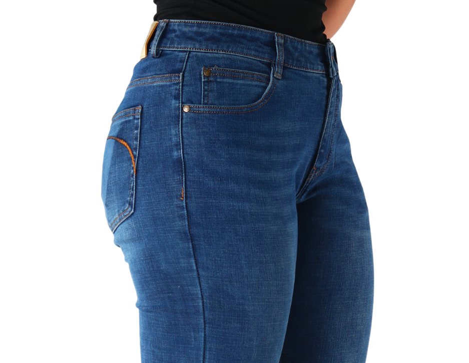 Jeans Vaquero Slim de Corte Recto con Tiro Medio para Dama | BOCHI